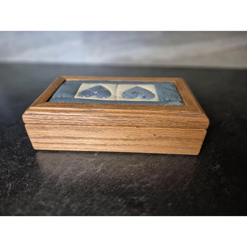 Vintage Tennessee Wood Crafters Oak Keepsake‎ Box Blue Heart Quilt Top Primitive